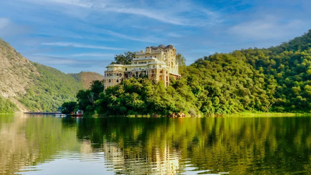Siliserh Lake Palace